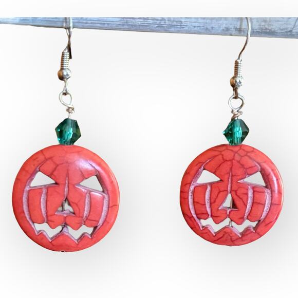 Halloween Jack-O-lantern Pumpkin Orange Stone & Green Crystal Beaded Earrings - Picture 7 of 8